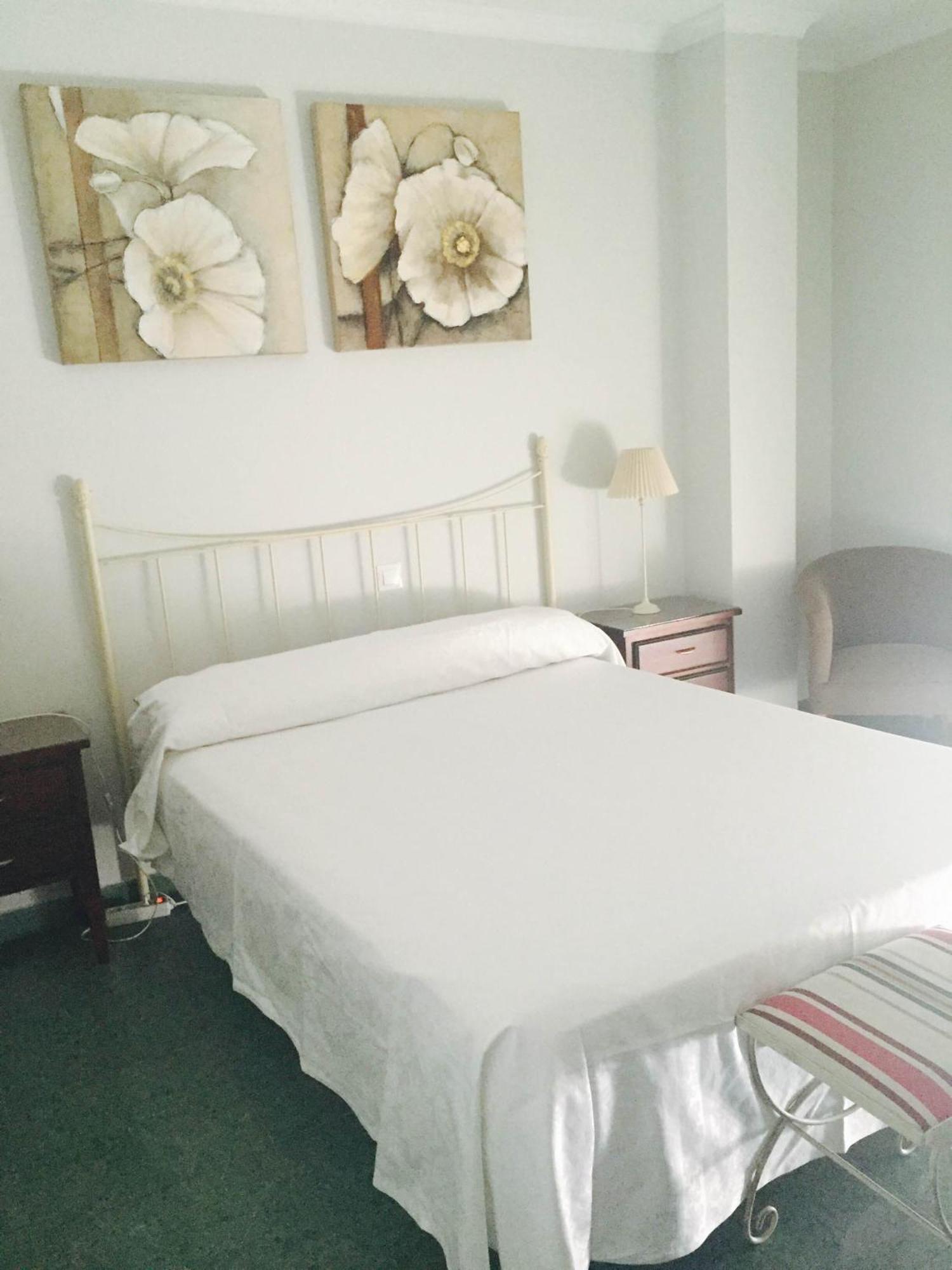 Hostal Acemar マルベーリャ エクステリア 写真